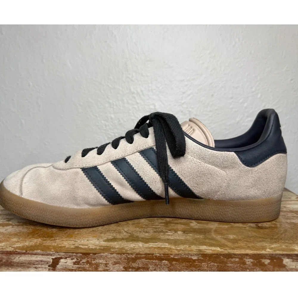 Adidas Gazelle Men's 11.5 Sneakers Wonder Taupe Night Indigo Suede IG6199